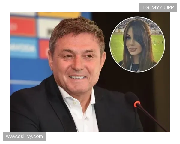 心理战预热：赛前采访言论如何影响球队心态